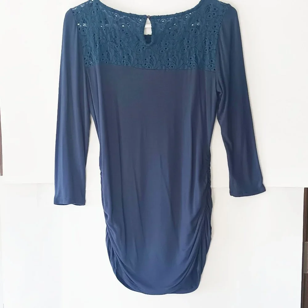 MOTHERHOOD MATERNITY Blue Lace Tee Size S - Picture 4 of 8